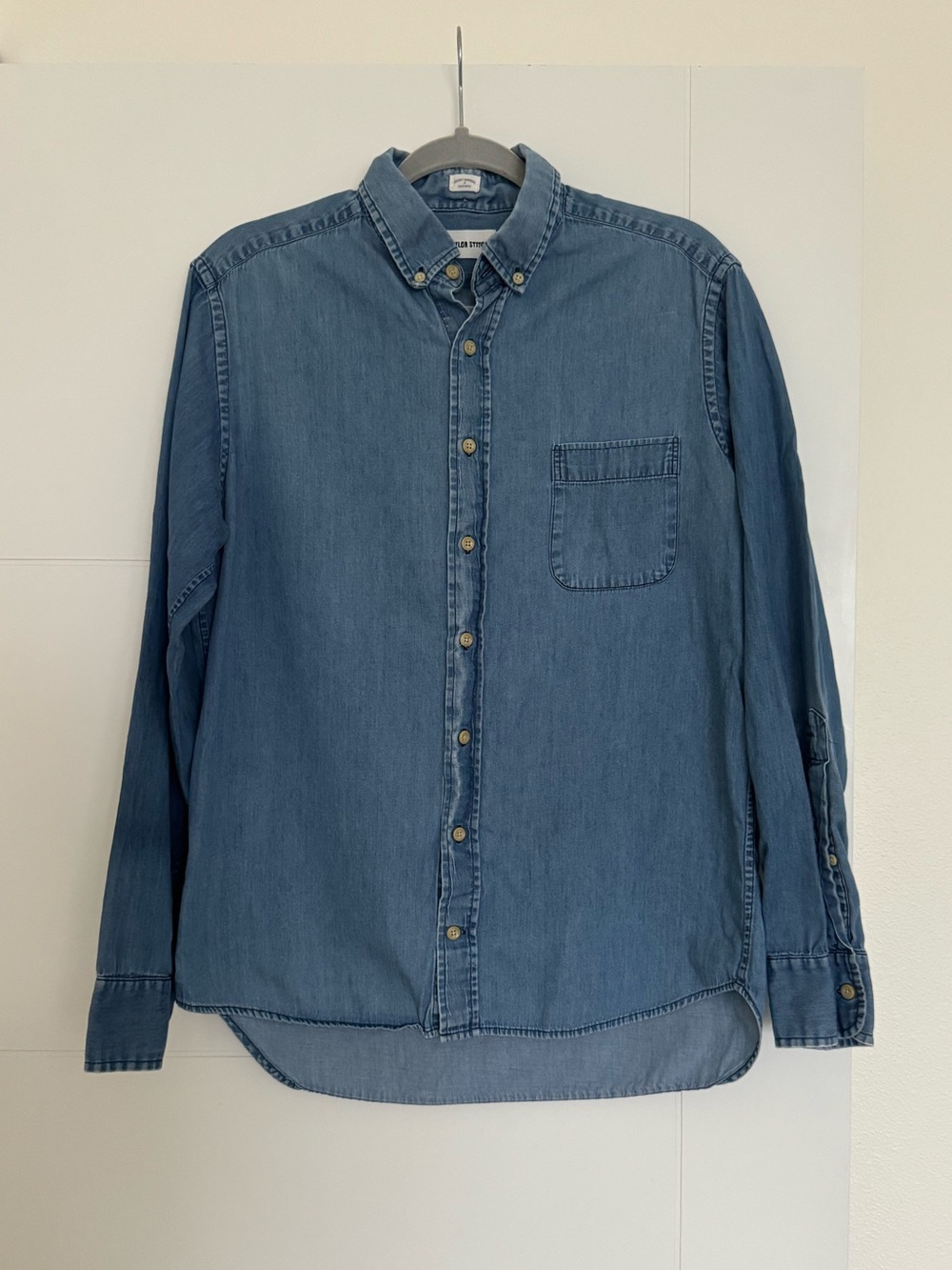 Taylor Stitch Chambray Style Denim Button Up Long Sleeve Western Men’s 40 Shirt